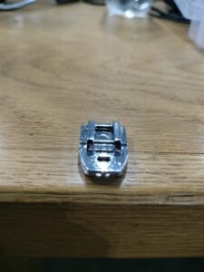 Invisible zipper